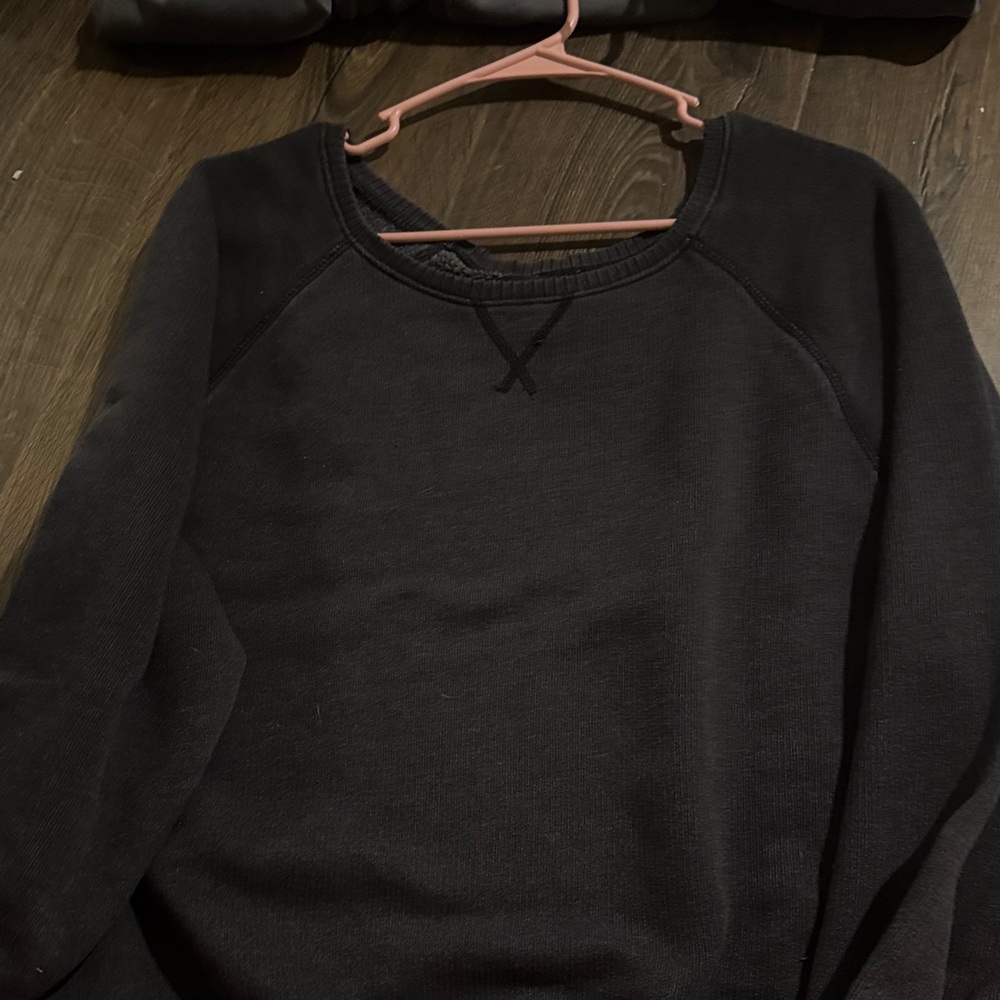 American Eagle Outfitters Black Crewneck Sweater